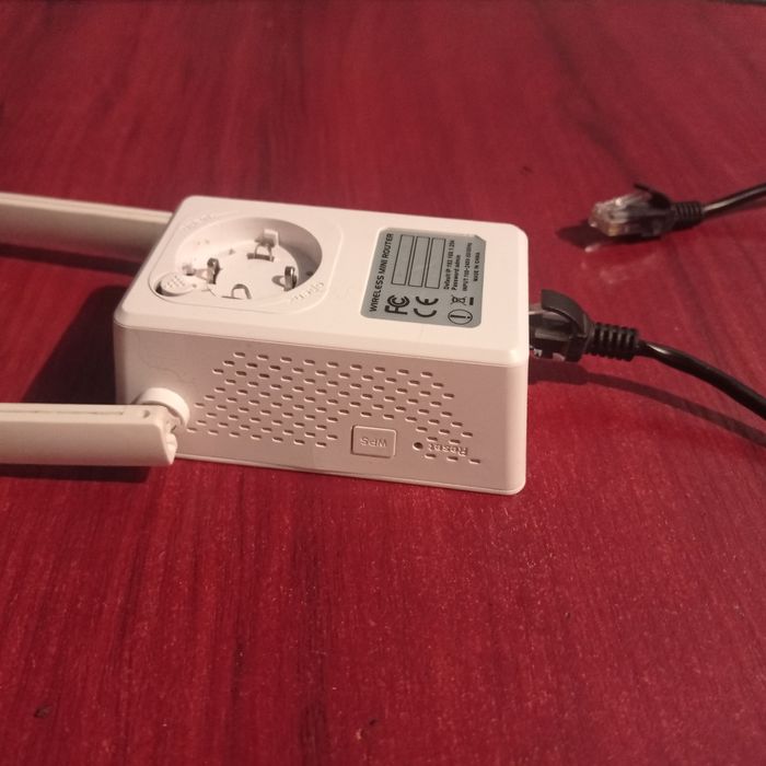 Продам мини роутер усилитель сигнала WI FI