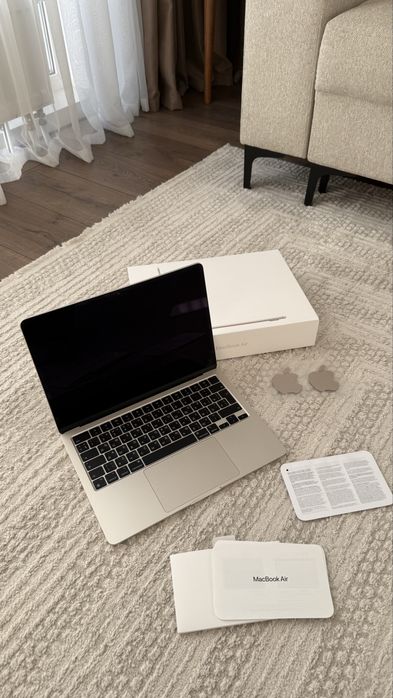 Macbook air M2, 2022