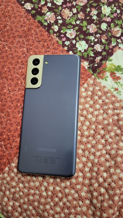Самсунг S21 память256