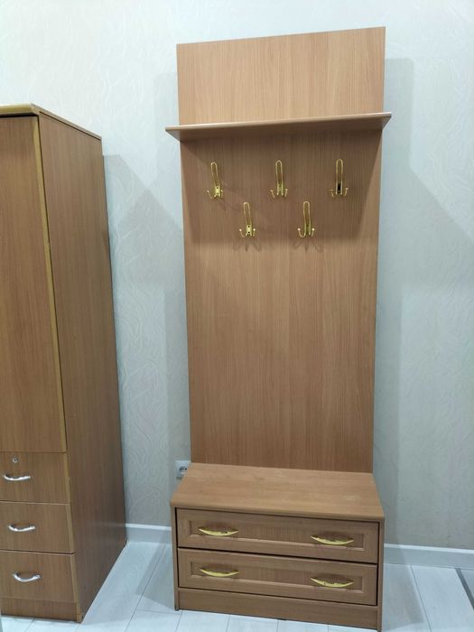 Шифонер и прихожая