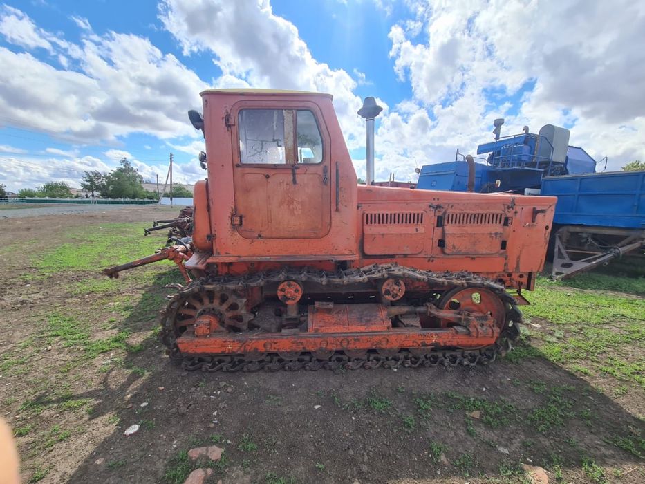 ПРОДАМ  трактор Т4