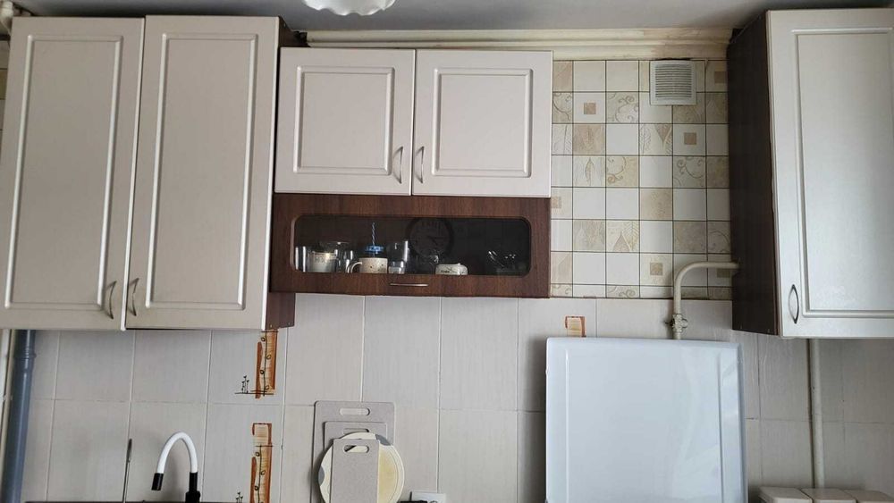 Продаётся кухонный гарнитур.