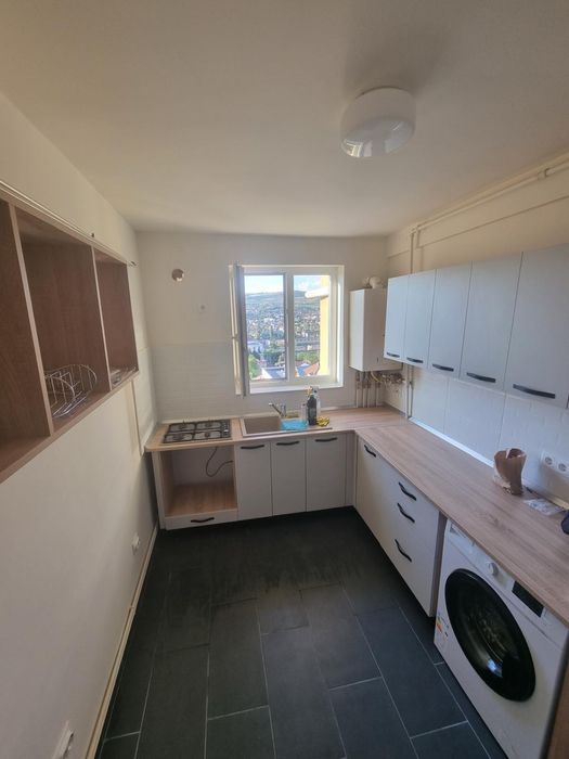 Inchiriez apartament 3 camere Cluj-Napoca, cartier Gruia