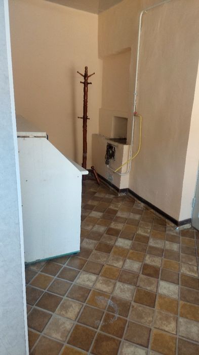 Здаю помешение для  хранения или для производства 100кв