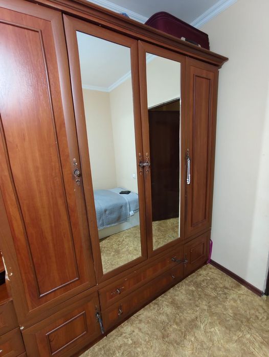 Спальный гарнитур