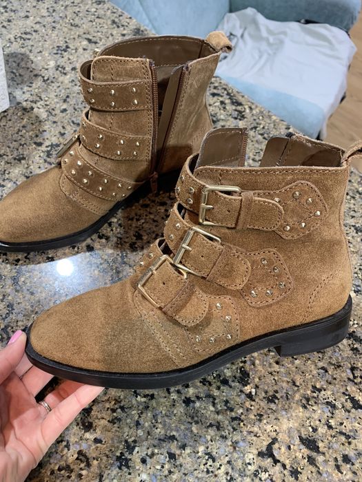 Ghete piele intoarsa