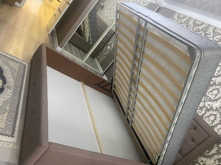 Продается 2 - х спальная кровать