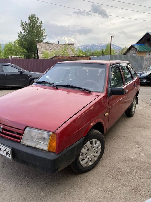 Продам машину ваз 2109