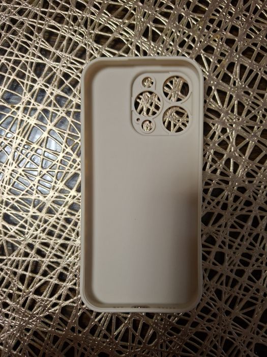 Vând Huse Iphone 17 Pro, 16 Pro, Apple Watch