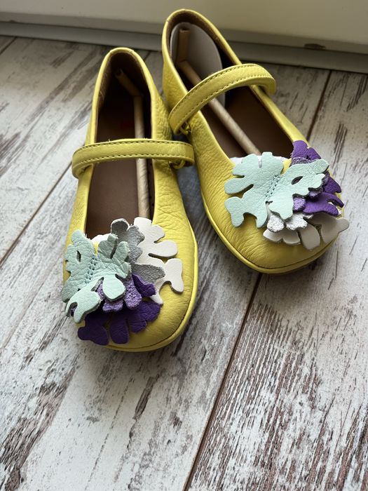 Чисто нови Camper белеринки 29ти размер