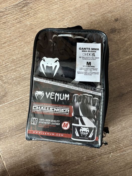 MMA ръкавици Venum - M