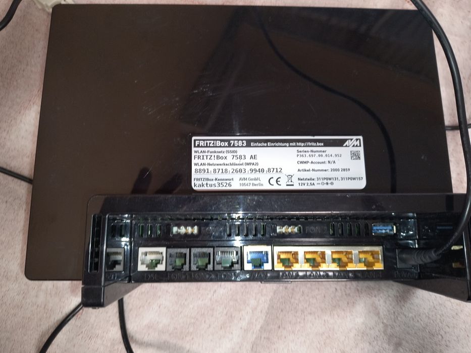 Рутери Fritz box и усилвател на дигнала