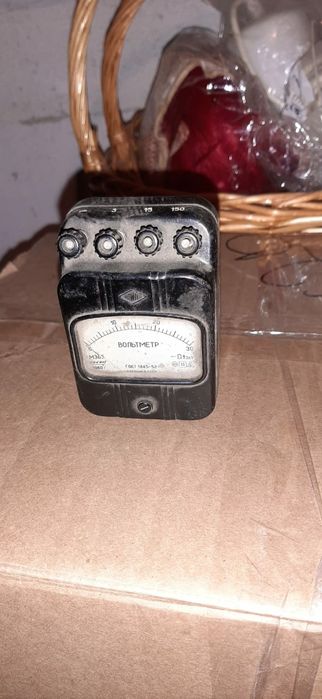 Продам вольтметр СССР.