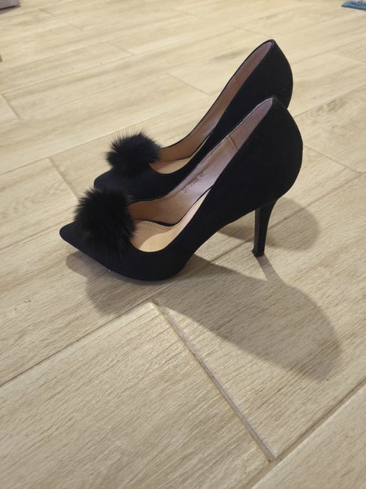 Дамски елегантни обувки 37 номер