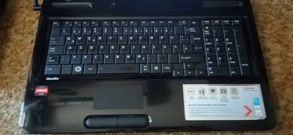 Продавам Лап топ