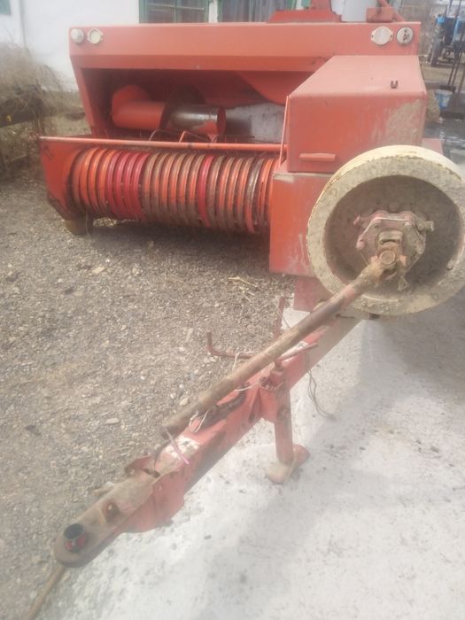 МТЗ 80 с Пресс подборщиком