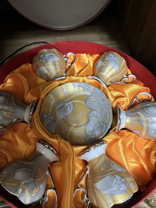 Набор чашек доя чаепития