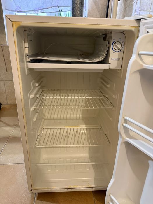 Продается холодильник
