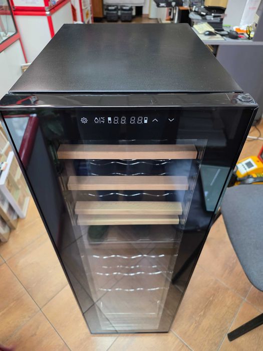 Чисто нов виноохладител Klarstein