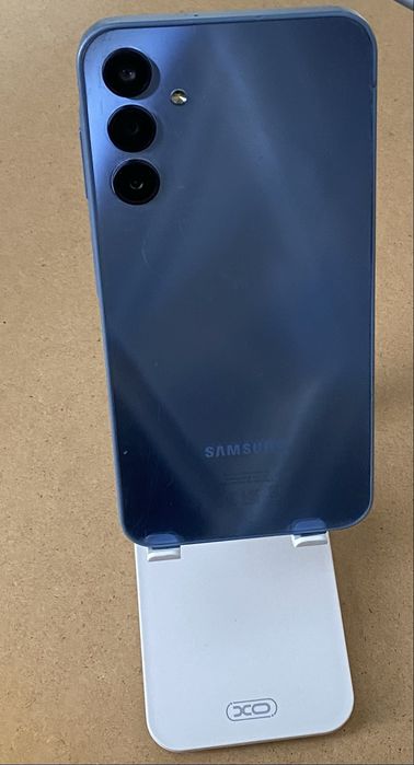 Ecran defect Galaxy A15 dar placa buna