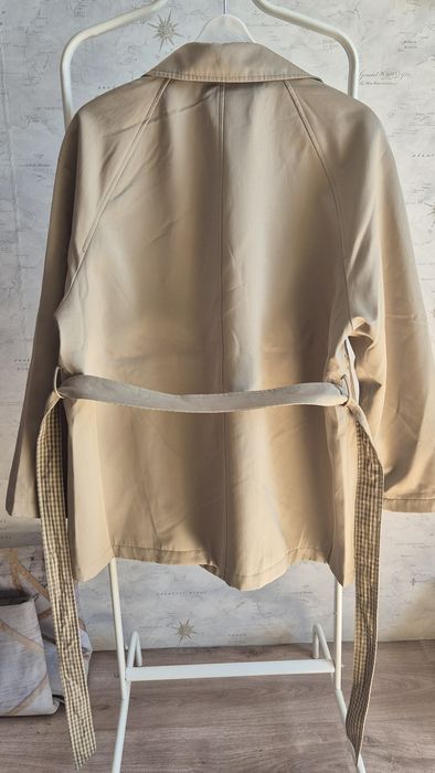 Тренч-плащ женский