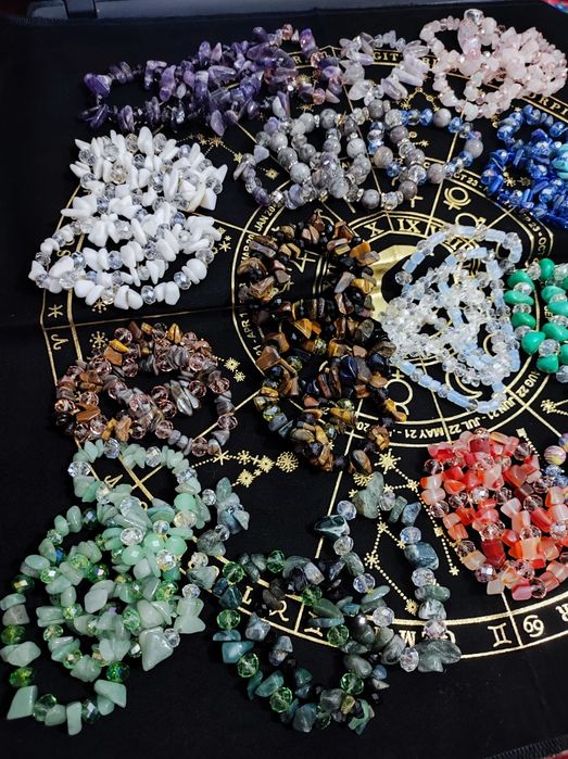 Браслеты из натуральных камней.