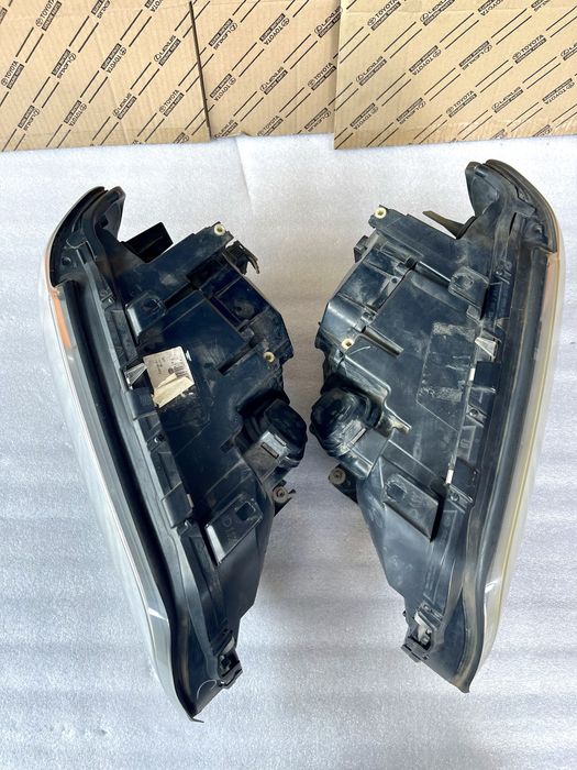 Передние фары BMW X5 e53 БМВ Х5 е53 рестайлинг