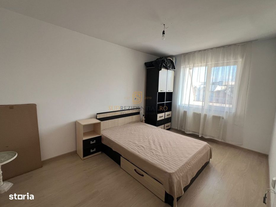 Apartament 3 camere, terasa generoasa, acces metrou Aparatorii Patriei — fotografia 3