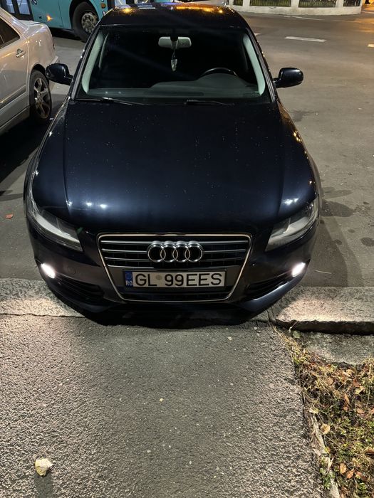 Audi A4 2012 sedan