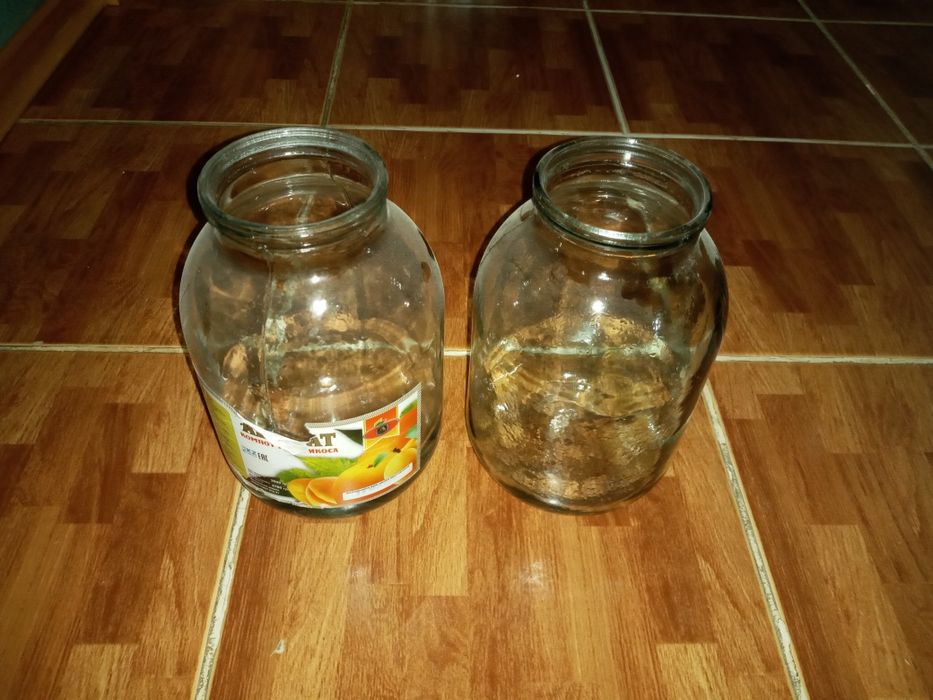 Банки стеклянны.Оригинал.домашни продам