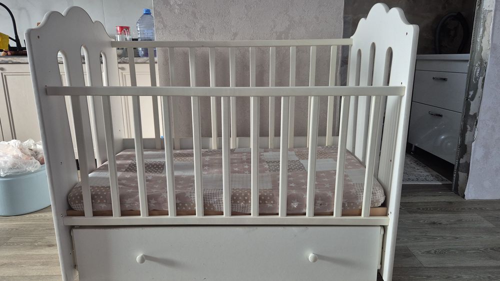 Продам детскую кровать