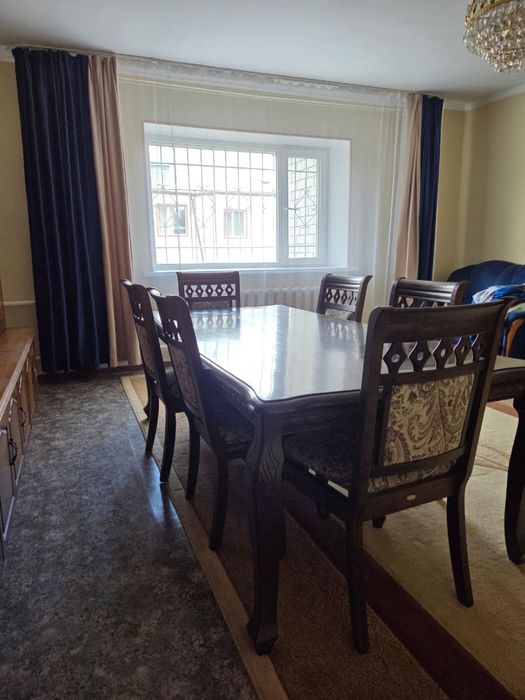 Продам стол со стульями