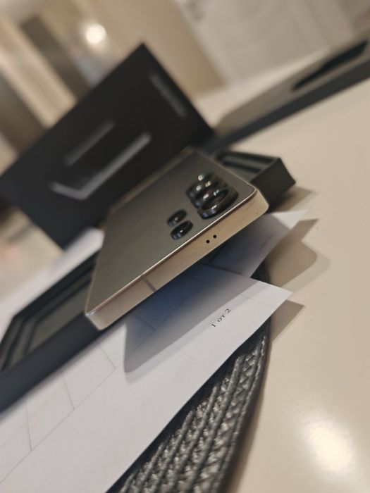 Samsung galaxy s25 ultra Black 512GB  като НОВ