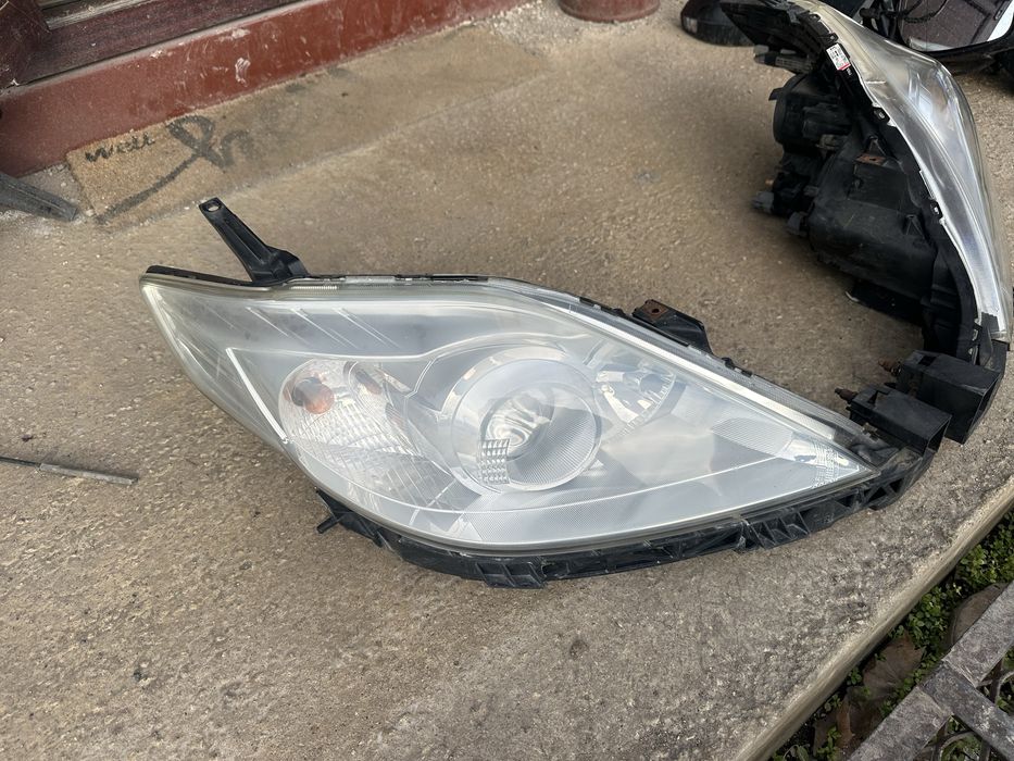 Фар/Фарове за Мазда 5 facelift 2008-2011г.!