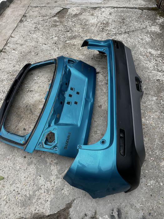 Hayon .bară spate suzuki vitara.