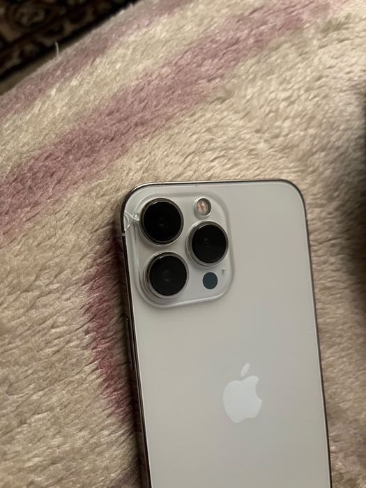 Продам Iphone 13 pro max