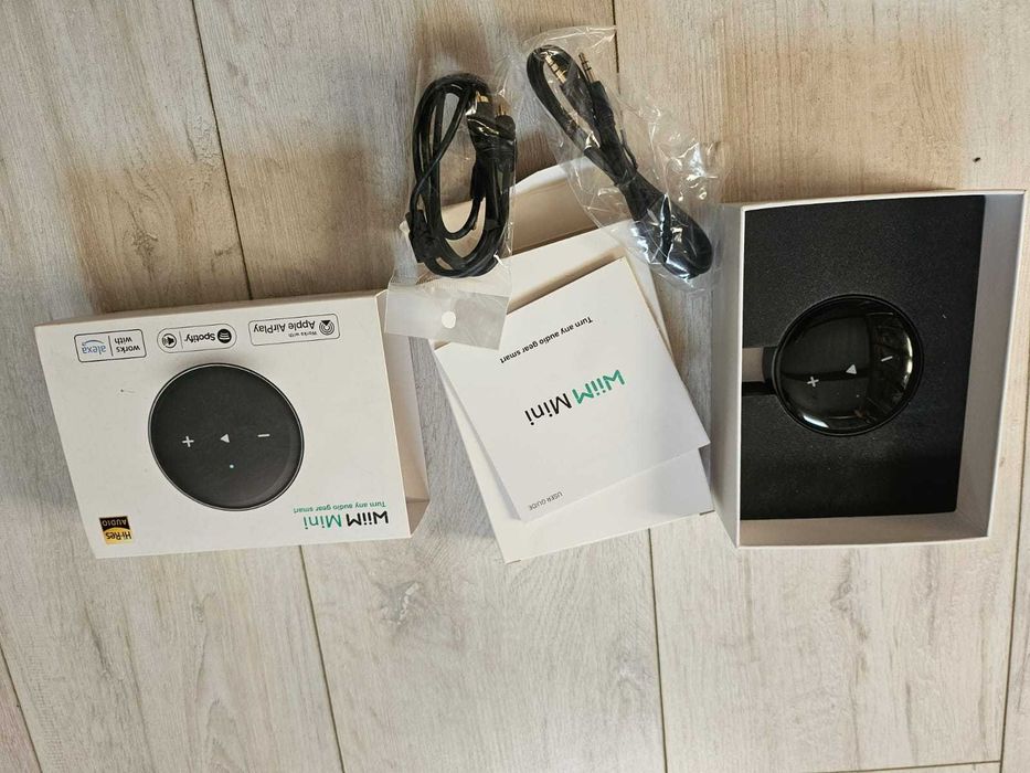 WIIM Mini streamer hi-fi + bonus baterie externă