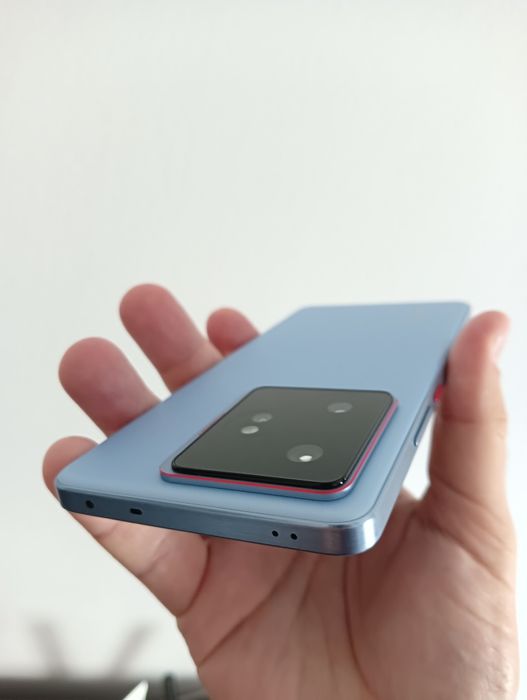 Realme GT 7    12Gb/512Gb Albastru