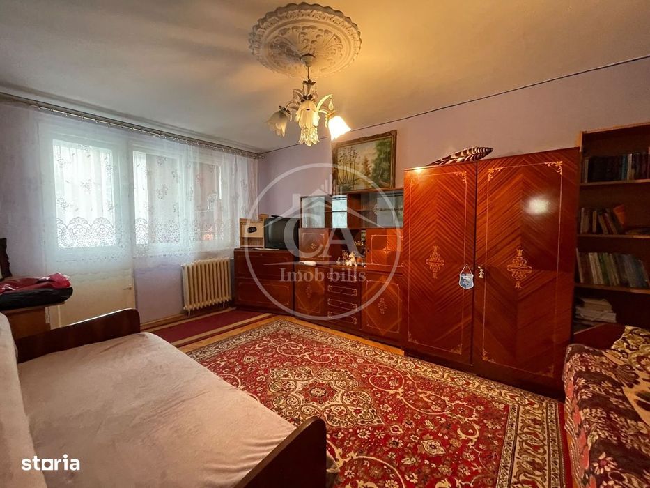 Apartament de vânzare cu 3 camere în zona Dacia, Oradea — fotografia 1