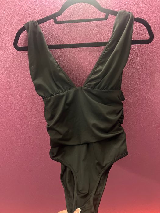 Елегантно черно боди