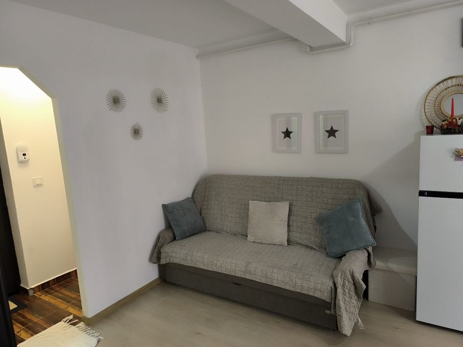 Închiriez apartament în bloc nou