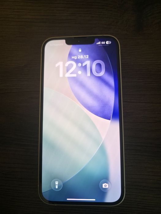 Iphone 14 white в отлично състояние