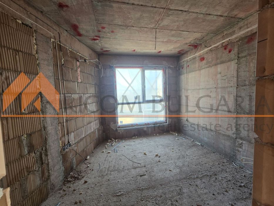 Продава се Тристаен апартамент в Варна, Бриз - 93 кв.м за 987 €/кв.м - Снимка #5