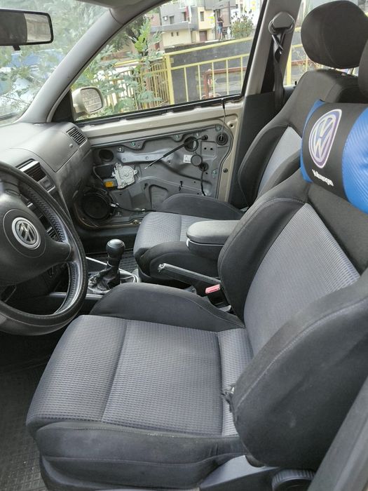 Golf 4, 1.6 на части