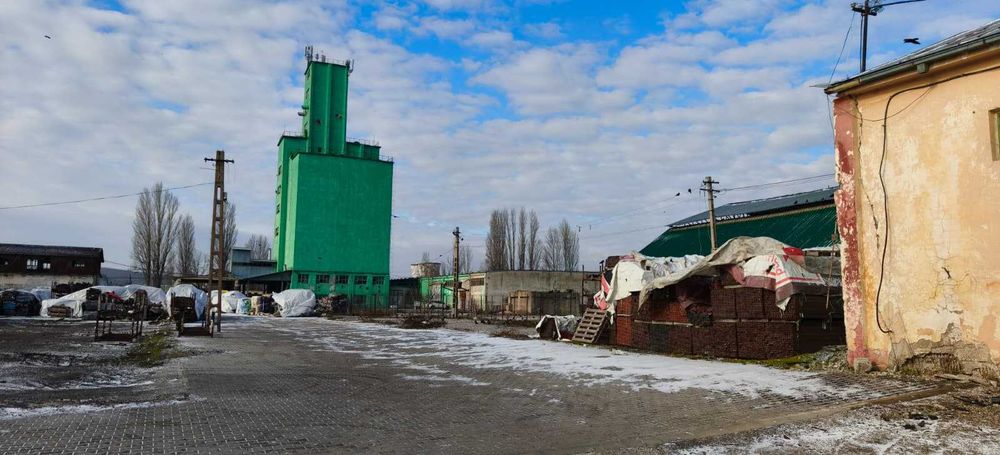 Teren de vânzare / închiriere – Zona Industrială Buzău