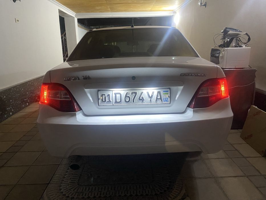 Nexia 2 donc 2013 srochna sotiladi