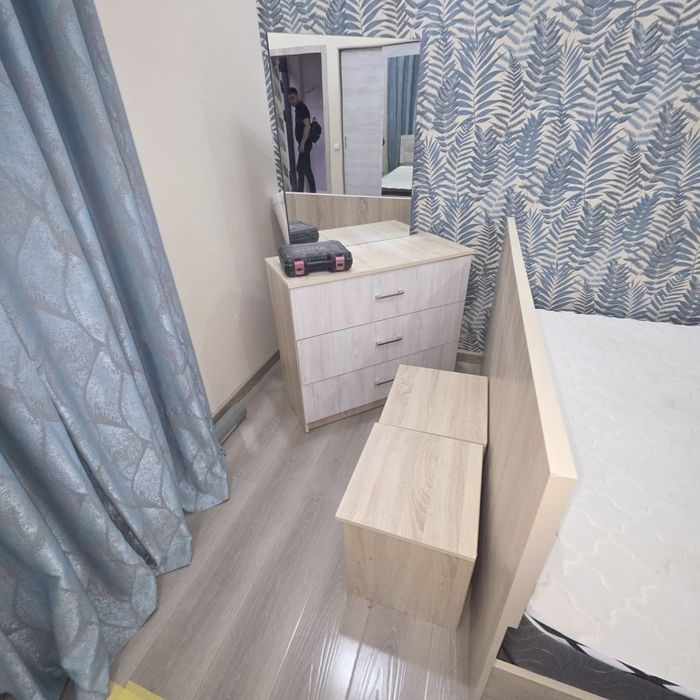 Срочно продам хайтик спальный гарнитур