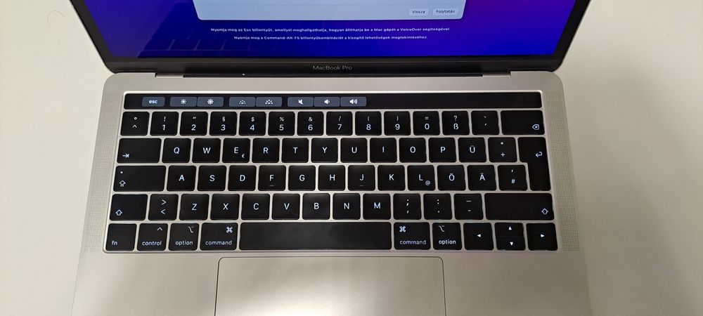 Apple MacBook Pro 13" (2016) – Touch Bar | A1706