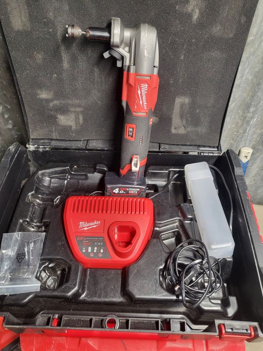 HI Milwaukee FBN16  M12 an 2025 +cap de schimb stare doarme buna