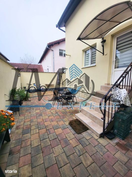 Casa moderna de vânzare intre Sebeș si Petresti